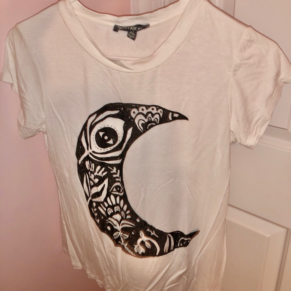 American Eagle “Don’t Ask Why” Line Top